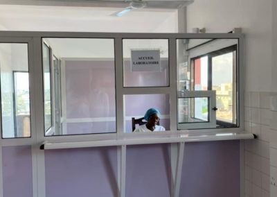 Salle d’accueil vue de face